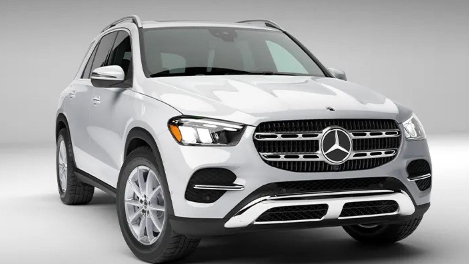 Mercedes-Benz GLE: A Luxurious Midsize SUV with Bold Design and Advanced Features